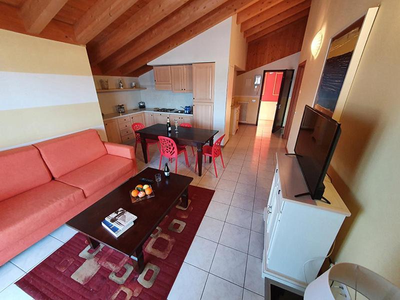 Aparthotel Ferretti Garda Palace 4*