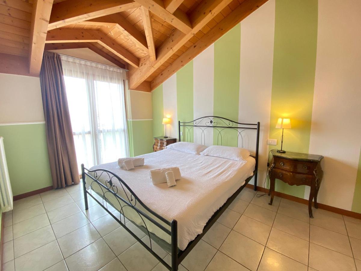 Aparthotel Ferretti Garda Palace 4*