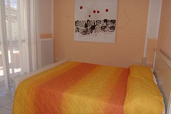 Aparthotel Ferretti Garda Palace