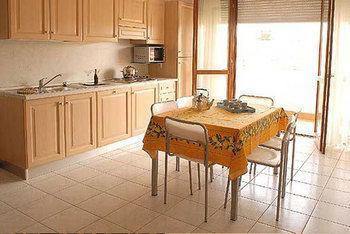 Aparthotel Ferretti Garda Palace 4*
