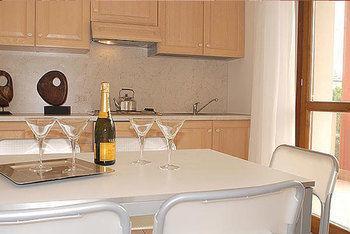 Ferretti Garda Palace Aparthotel 4*