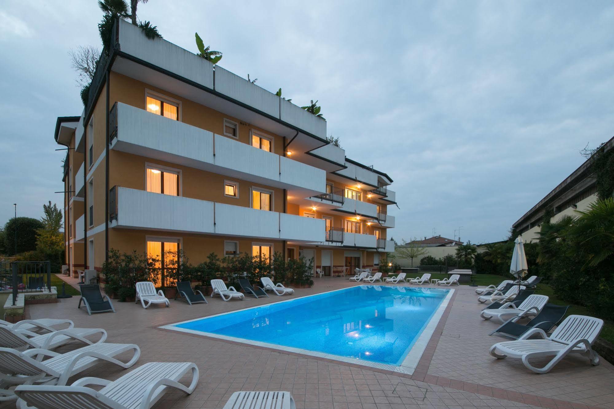 Ferretti Garda Palace